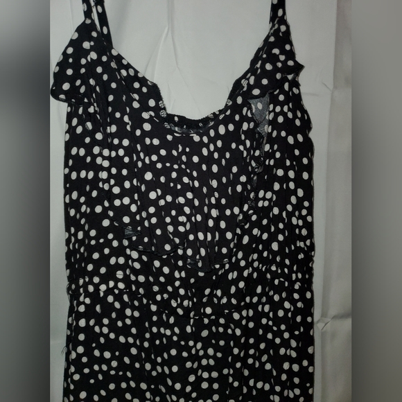 Dots size L Black w/ white polka dot sundress - Picture 5 of 5